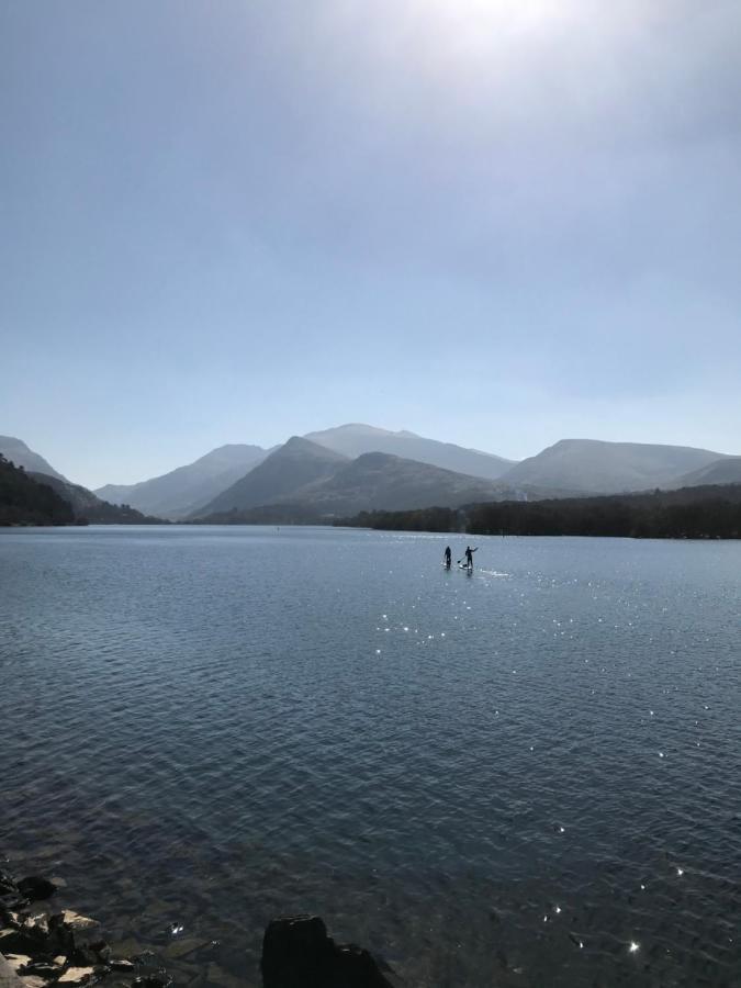 Tan Y Marian Villa Cwm-y-glo Esterno foto